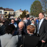 Minister Spraw Wewnętrznych i Administracji,  Joachim Brudziński spotkał się z mieszkańcami Chmielnika / Marzena Mąkosa / Radio Kielce