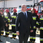 Minister Joachim Brudziński odwiedził remontowaną jednostkę Straży Pożarnej / Marzena Mąkosa / Radio Kielce