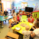 Turniej gier planszowych na dziecięcym oddziale hematologicznym w szpitalu wojewódzkim / Marzena Mąkosa / Radio Kielce