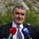 Odsłonięcie "Ławeczek Jerzego Kapuścińskiego" na kieleckiej Kadzielni. Na zdjęciu: Wojciech Lubawski - prezydent Kielc / Marzena Mąkosa / Radio Kielce