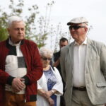 Odsłonięcie "Ławeczek Jerzego Kapuścińskiego" na kieleckiej Kadzielni / Marzena Mąkosa / Radio Kielce