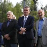 Odsłonięcie "Ławeczek Jerzego Kapuścińskiego" na kieleckiej Kadzielni / Marzena Mąkosa / Radio Kielce