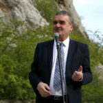 Odsłonięcie "Ławeczek Jerzego Kapuścińskiego" na kieleckiej Kadzielni. Na zdjęciu: Wojciech Lubawski - prezydent Kielc / Marzena Mąkosa / Radio Kielce