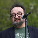 Odsłonięcie "Ławeczek Jerzego Kapuścińskiego" na kieleckiej Kadzielni / Marzena Mąkosa / Radio Kielce