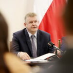 Konferencja dotycząca elektronicznych zwolnień lekarskich. Paweł Kaleta - dyrektor Zakładu Ubezpieczeń Społecznych Oddział w Kielcach  / Marzena Mąkosa / Radio Kielce