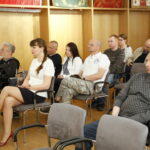 Spotkanie posła Tomasza Rzymkowskiego i mecenasa Adama Zielińskiego z mieszkańcami Kielc w OMPiO / Marzena Mąkosa / Radio Kielce