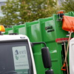 Prezentacja nowych pojazdów ENERIS przy Szkole Podstawowej nr 27 / Marzena Mąkosa / Radio Kielce