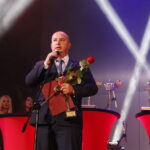 Nagroda Laur Świętokrzyski 2017. Gmina Jędrzejów uzyskała nagrodę w kategorii Działanie na Rzecz Bezpieczeństwa. Marcin Piszczek - burmistrz Jędrzejowa / Marzena Mąkosa / Radio Kielce