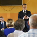 Wiceminister spraw wewnętrznych i administracji z wizytą w regionie. Na zdjęciu: Paweł Szefernaker - wiceminister w MSWiA, Pełnomocnik Rządu ds. Współpracy z Samorządem Terytorialnym / Marzena Mąkosa / Radio Kielce