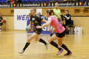 29. kolejka PGNiG Superligi Kobiet: Korona Handball Kielce - UKS PCM Kościerzyna / Marzena Mąkosa / Radio Kielce