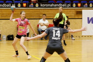 29. kolejka PGNiG Superligi Kobiet: Korona Handball Kielce - UKS PCM Kościerzyna / Marzena Mąkosa / Radio Kielce