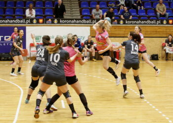 29. kolejka PGNiG Superligi Kobiet: Korona Handball Kielce - UKS PCM Kościerzyna / Marzena Mąkosa / Radio Kielce