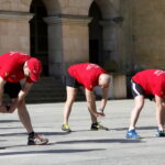 Biegi żołnierzy z flagami / Marzena Mąkosa / Radio Kielce