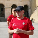 Biegi żołnierzy z flagami. Mjr Andrzej Szostak / Marzena Mąkosa / Radio Kielce