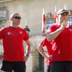 Biegi żołnierzy z flagami / Marzena Mąkosa / Radio Kielce