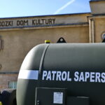 Biegi żołnierzy z flagami / Marzena Mąkosa / Radio Kielce