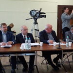 Nadzwyczajna sesja rady powiatu opatowskiego / Emilia Sitarska / Radio Kielce