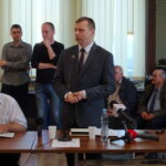 Nadzwyczajna sesja rady powiatu opatowskiego / Emilia Sitarska / Radio Kielce