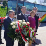 Huta Szklana. Uroczystości upamiętniające 75 rocznicę mordu dokonanego przez żandarmerię niemiecką na mieszkańcach miejscowości / Stanisław Blinstrub / Radio Kielce