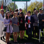 Huta Szklana. Uroczystości upamiętniające 75 rocznicę mordu dokonanego przez żandarmerię niemiecką na mieszkańcach miejscowości / Stanisław Blinstrub / Radio Kielce