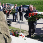 Huta Szklana. Uroczystości upamiętniające 75 rocznicę mordu dokonanego przez żandarmerię niemiecką na mieszkańcach miejscowości / Stanisław Blinstrub / Radio Kielce