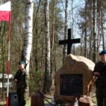 Uroczystości w Jeleńcu upamiętniające wygraną bitwę oddziału Szarego z żandarmerią niemiecką 1 kwietnia 1944 roku / Emilia Sitarska / Radio Kielce