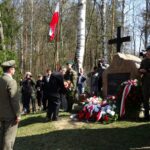 Uroczystości w Jeleńcu upamiętniające wygraną bitwę oddziału Szarego z żandarmerią niemiecką 1 kwietnia 1944 roku / Emilia Sitarska / Radio Kielce