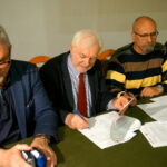 Podpisanie porozumienia ws. realizacji projektu badawczego „Tajemnice warowni w Śladkowie” / Wiktor Dziarmaga / Radio Kielce