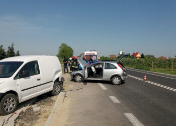 Wypadek w Lenarczycach koło Obrazowa / KPP w Sandomierzu