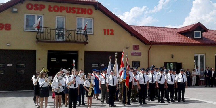 Ochotnicza Straż Pożarna w Łopusznie / facebook.com/pg/OSPLopuszno