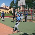 Włoszczowa. Uczniowie trenowali grę w baseball / Daniel Lenart / Radio Kielce