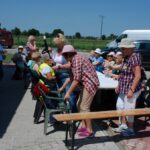 Pińczów. 6. Marsz Nordic Walking Studentów Uniwersytetu Trzeciego Wieku / Kamil Włosowicz / Radio Kielce