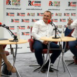 Studio Polityczne Radia Kielce. Od lewej: Anna Krupka - PiS, Jacek Wójcicki - Kukiz '15, Krzysztof Sławiński - PO, Mateusz Żukowski - Nowoczesna, / Kamil Król / Radio Kielce