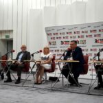 Kielce. Studio Polityczne. Od lewej: Andrzej Pruś - PiS, Lucjan Pietrzczyk - PO, Jadwiga Szewczyk - Kukiz'15, Grzegorz Gałuszka - PSL i Piotr Kopacz - Nowoczesna / Karol Żak / Radio Kielce