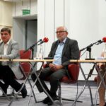 Kielce. Studio Polityczne. Od lewej: Andrzej Pruś - PiS, Lucjan Pietrzczyk - PO, Jadwiga Szewczyk - Kukiz'15 / Karol Żak / Radio Kielce