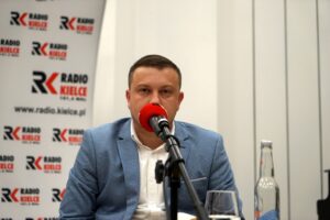 Kielce. Studio Polityczne. Na zdjęciu Karol Kliś - PSL / Karol Żak / Radio Kielce