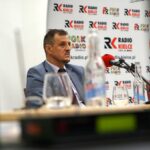 Kielce. Studio Polityczne. Na zdjęciu od lewej: Jacek Toś - PiS / Karol Żak / Radio Kielce