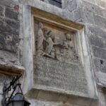 Wiślica. Zabytkowa tablica erekcyjna z XV wieku / Kamil Włosowicz / Radio Kielce