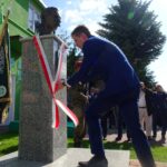 Kazimierza Wielka. Odsłonięcie pomnika Wincentego Witosa. Wojewódzkie Święto Ludowe / Kamil Włosowicz / Radio Kielce