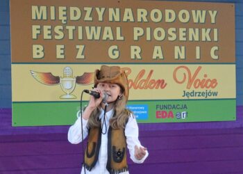 Międzynarodowy Festiwal Piosenki Golden Voice w Jędrzejowie / Ewa Pociejowska-Gawęda / Radio Kielce