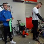 Włoszczowa. Uczniowie wzięli udział w charytatywnej akcji „Maturzyści pomagają kilometrami” / Ewa Pociejowska - Gawęda / Radio Kielce