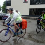 Włoszczowa. Uczniowie wzięli udział w charytatywnej akcji „Maturzyści pomagają kilometrami” / Ewa Pociejowska - Gawęda / Radio Kielce