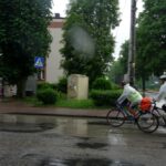 Włoszczowa. Uczniowie wzięli udział w charytatywnej akcji „Maturzyści pomagają kilometrami” / Ewa Pociejowska - Gawęda / Radio Kielce