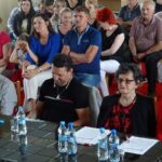 Łysaków. I Powiatowy Konkurs Piosenki Dziecięcej dla Przedszkolaków. Na zdjęciu jury:  Andrzej Piaseczny, Robert Klepacz, Teresa Lato i Małgorzata Piszczek / Ewa Pociejowska - Gawęda / Radio Kielce