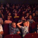 Jędrzejów. Widowisko „Dwójka w świecie bajek Disneya” z okazji Dnia Dziecka / Ewa Pociejowska - Gawęda / Radio Kielce