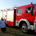 Obchody Dnia Strażaka w gminie Mirzec. Przekazanie dla jednostki OSP w Ostrożance nowego samochodu ratowniczo-gaśniczego / Tomasz Piwko / Radio Kielce