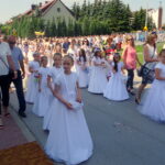 Procesja z kościoła Świętej Trójcy i Matki Bożej Łaskawej / Ewa Pociejowska-Gawęda / Radio Kielce