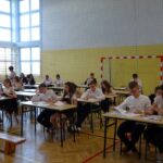 Mirzec. Konkurs wiedzy o Sejmie zorganizowany przez posła Krzysztofa Lipca / Tomasz Piwko / Radio Kielce