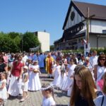 Starachowice. Uroczystości Bożego Ciała w parafii pw. Wszystkich Świętych / Tomasz Piwko / Radio Kielce