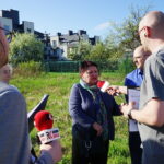 18.04.2018 Kielce. Program Interwencja Radia Kielce. Mieszkańcy ulicy Naruszewicza w Kielcach chcą, by zamontowano tam próg zwalniający / Piotr Michalski / Radio Kielce